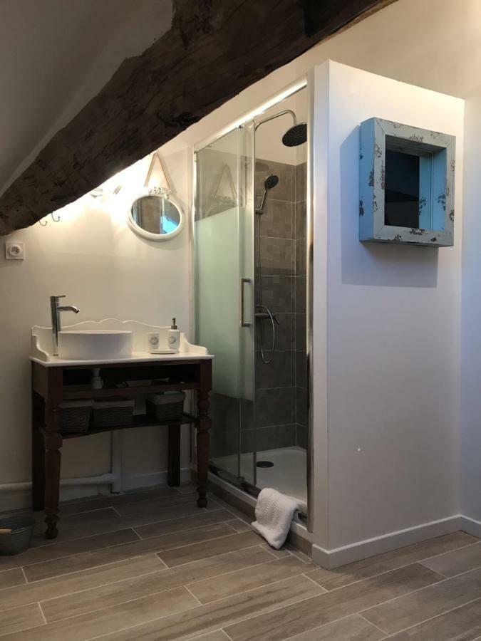 Gite De Charme Les Trois Chenes Augeres Exterior photo